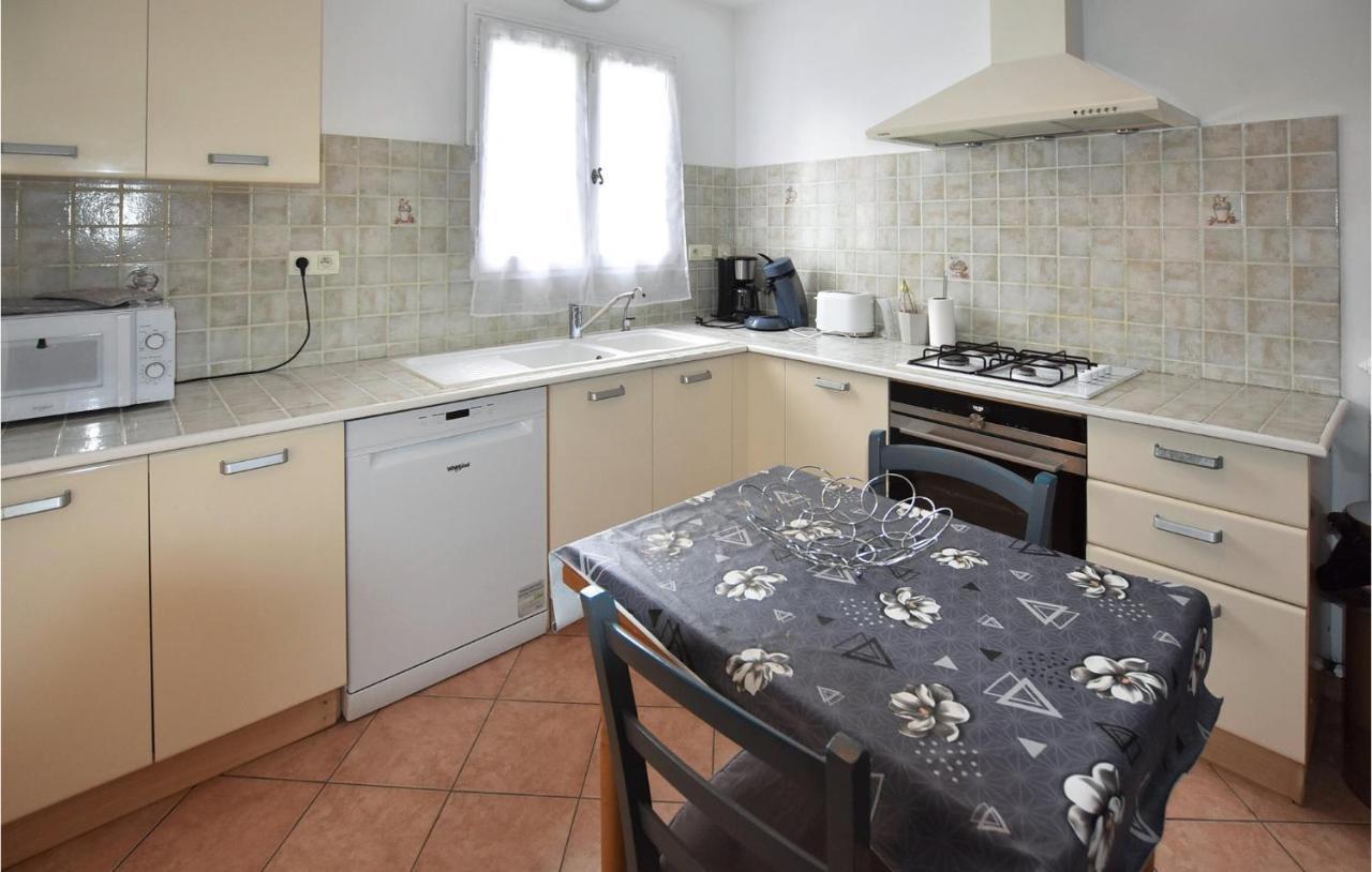 Stunning Home In Avignon With Wifi Luaran gambar